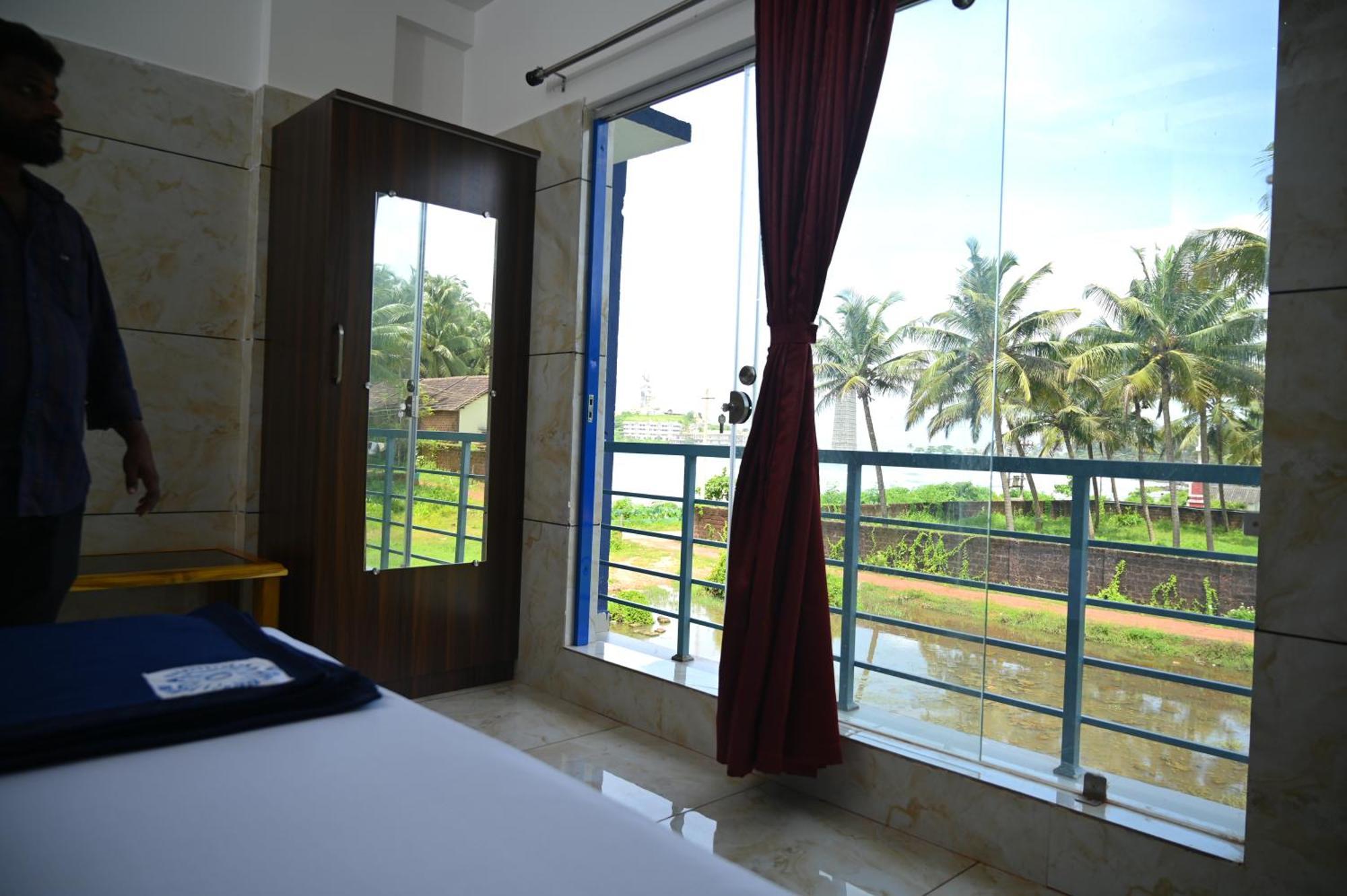 Blue Pearl Beach Guest House Mavalli Exterior photo