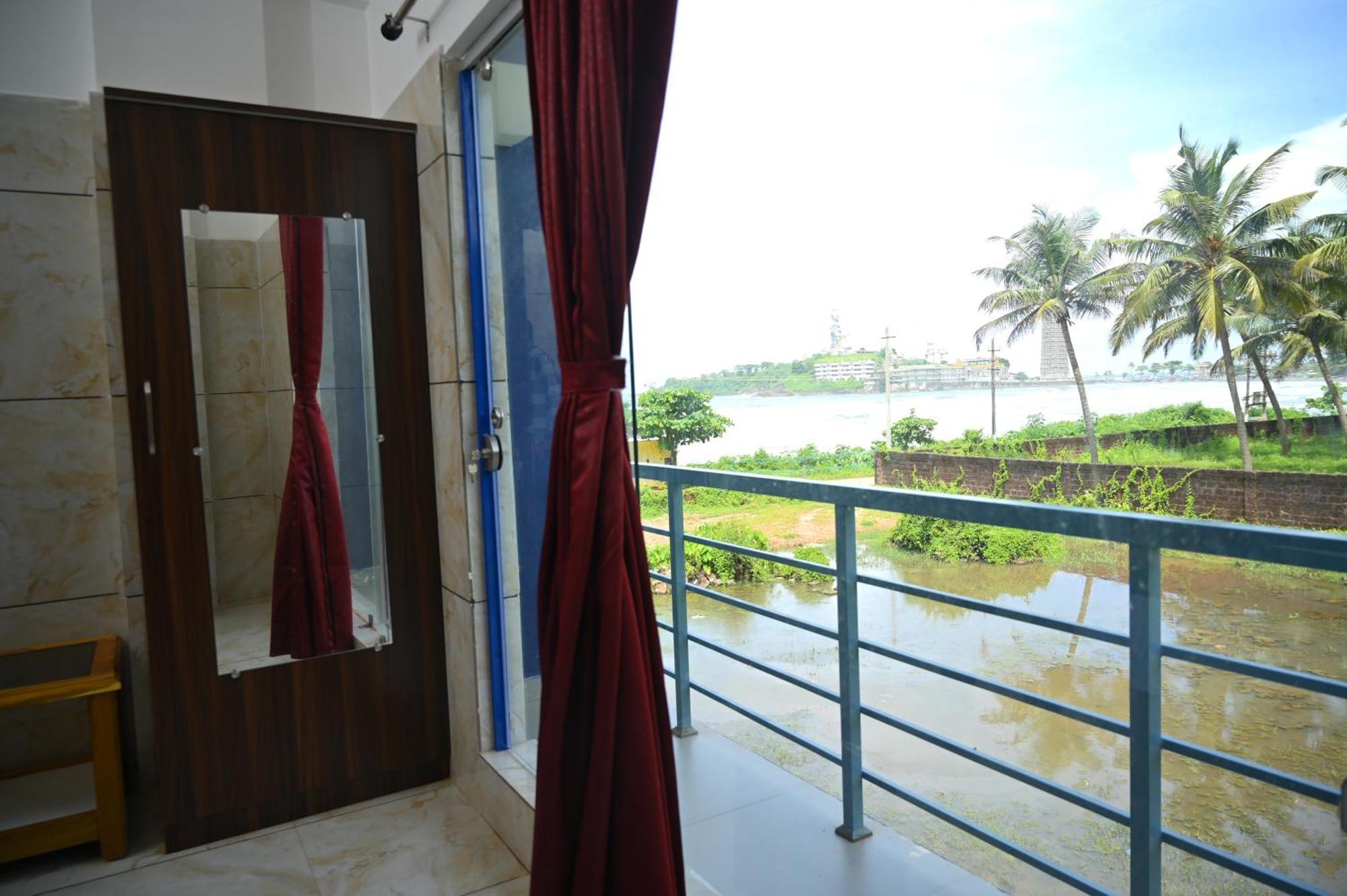 Blue Pearl Beach Guest House Mavalli Exterior photo